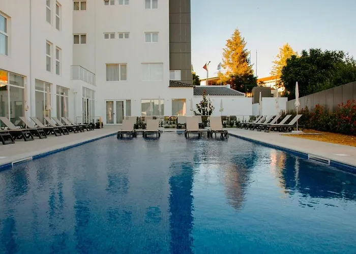 Luna Hotel de Tábua